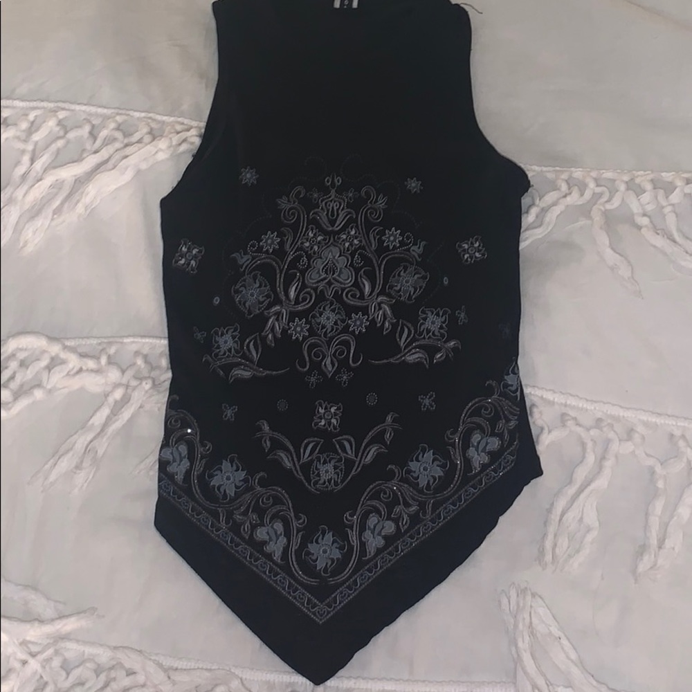bandana crop top